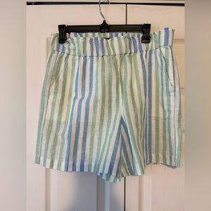 Never worn Talbots size M 60% linen 40% cotton shorts